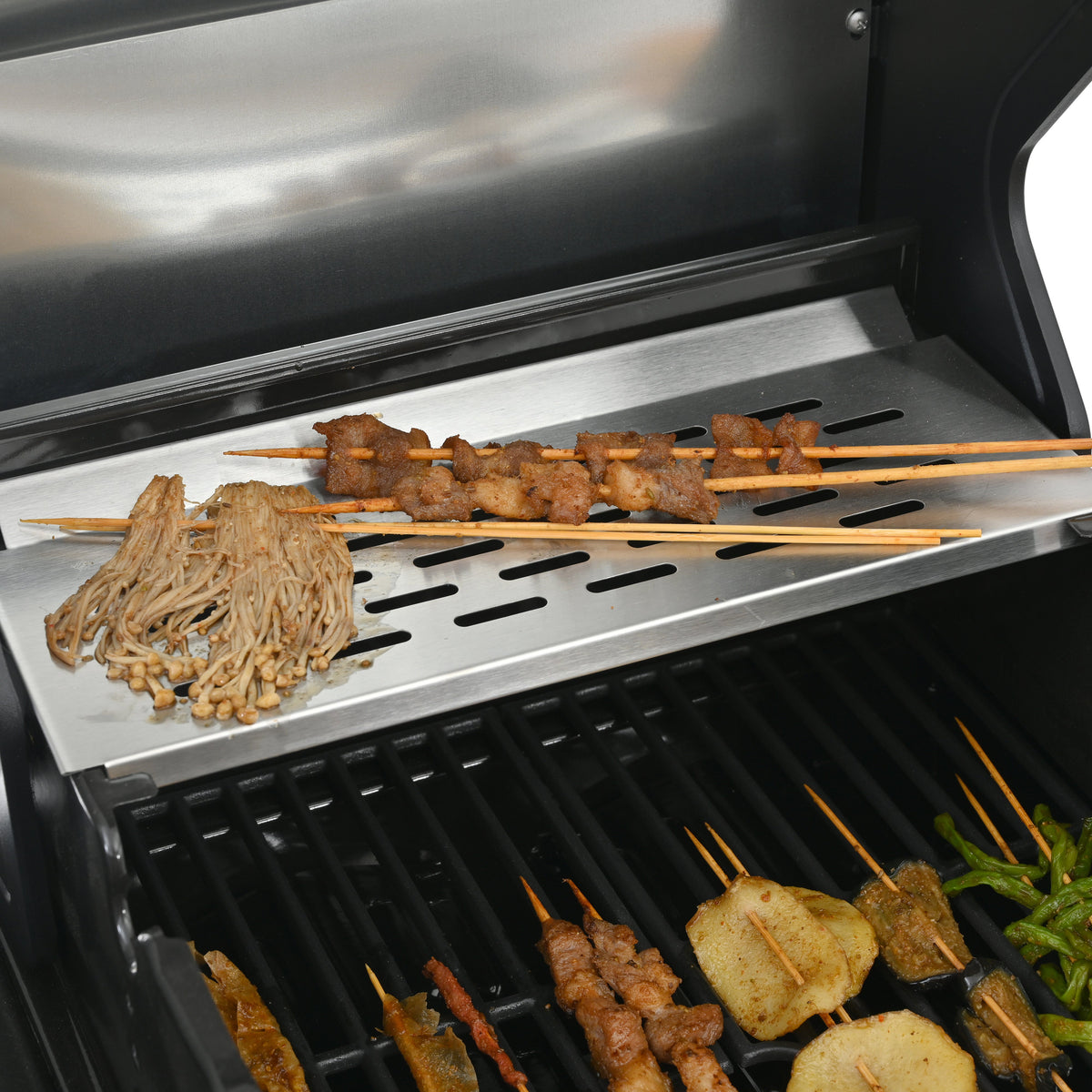 4-Burner Gas Grill and Griddle Combo with Pizza Pan – 2-in-1 Outdoor BBQ Cooking Station